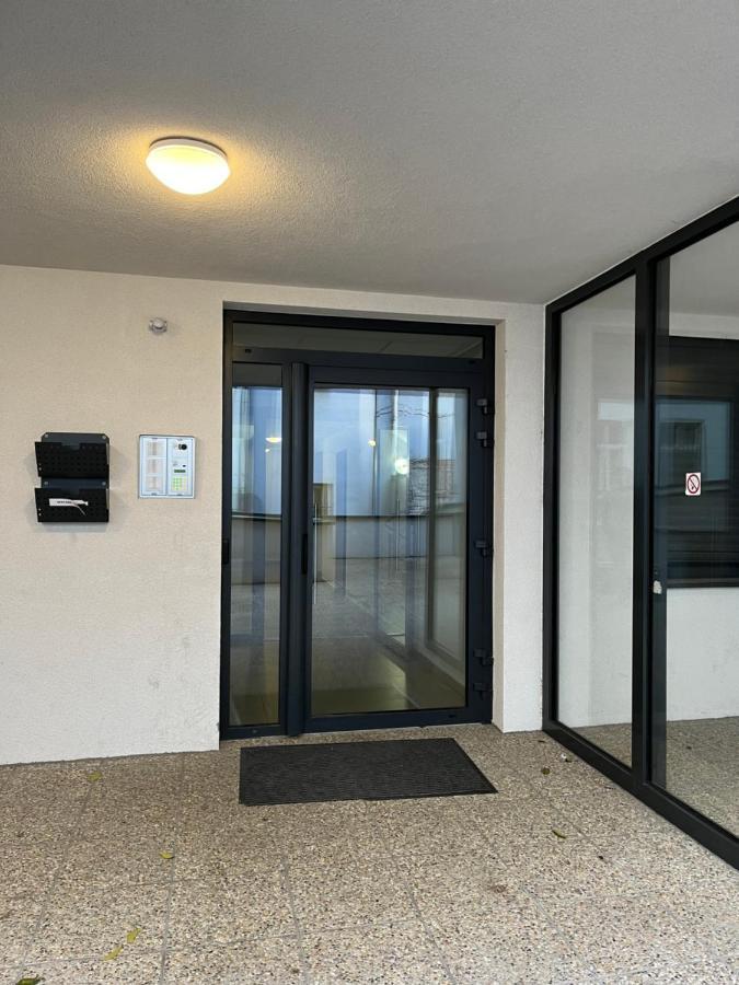 Elegant Escape Apartment II - City Centre Bratislava Buitenkant foto