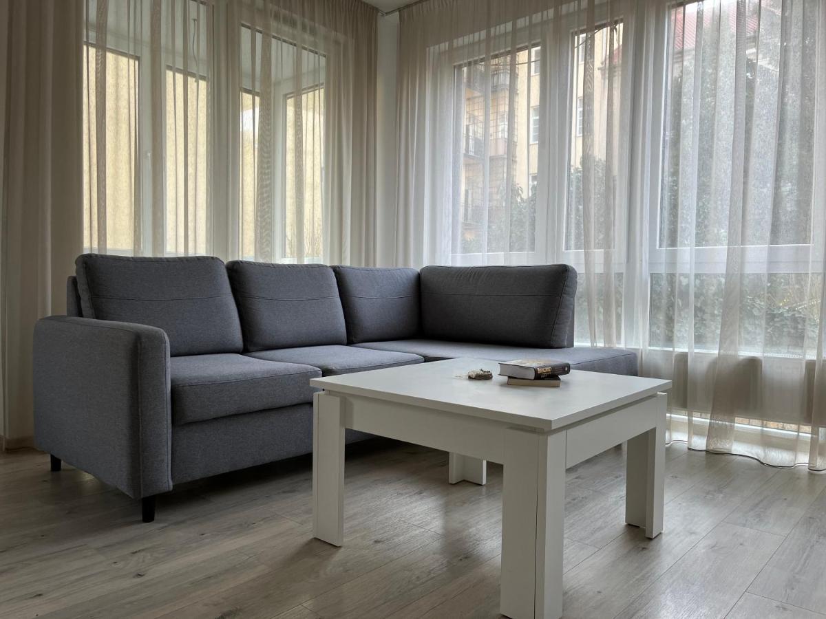 Elegant Escape Apartment II - City Centre Bratislava Buitenkant foto
