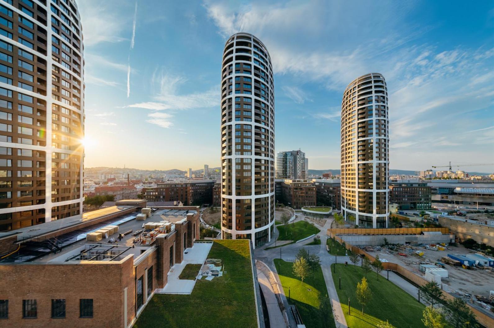 Elegant Escape Apartment II - City Centre Bratislava Buitenkant foto